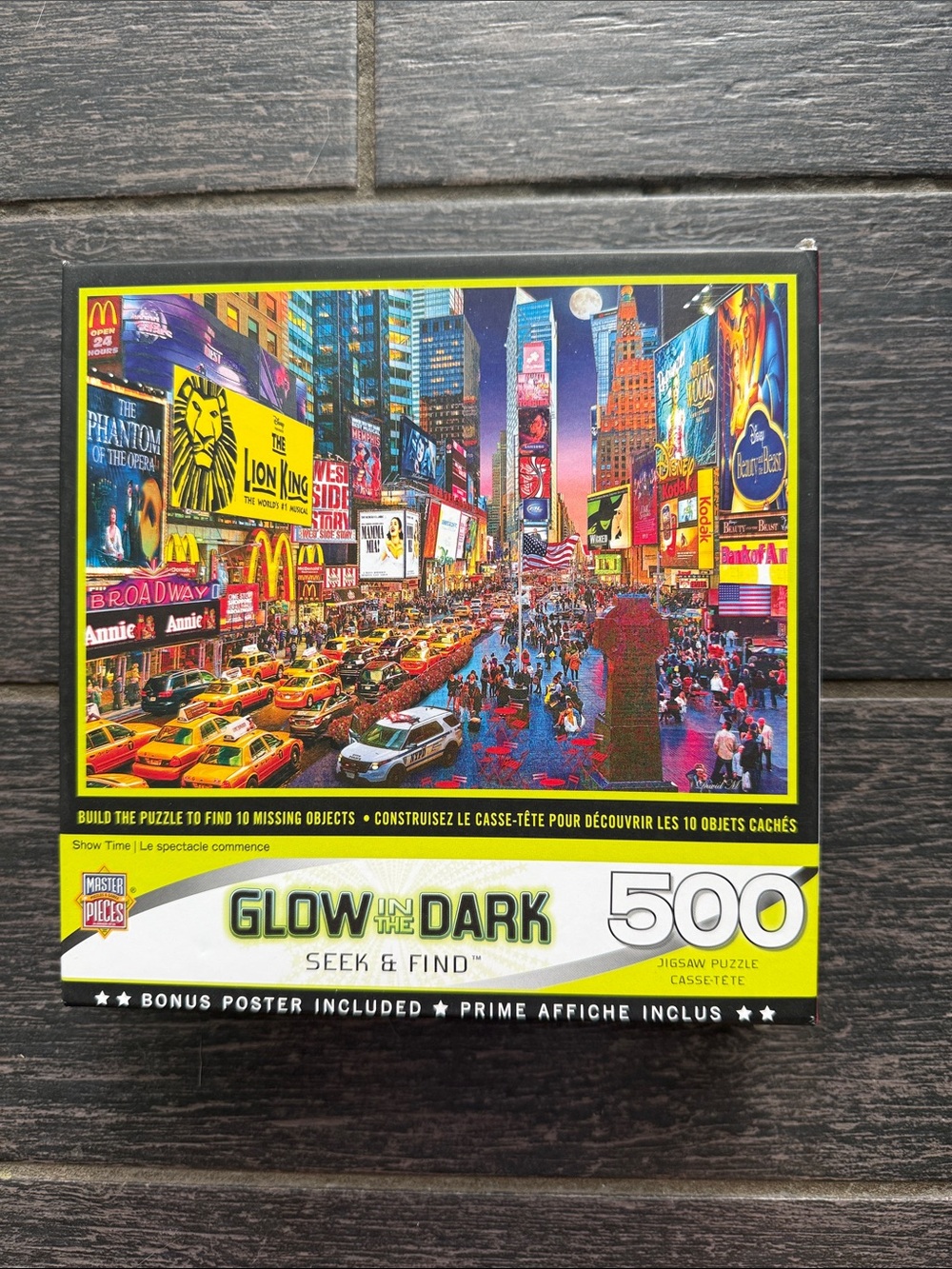 MasterPieces Glow in the Dark 500-Piece Seek & Find Puzzle - Vibrant Multicolor